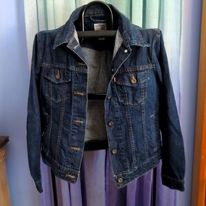 Levi's Dark Blue Denim Jacket. SZ LG. NWOT.